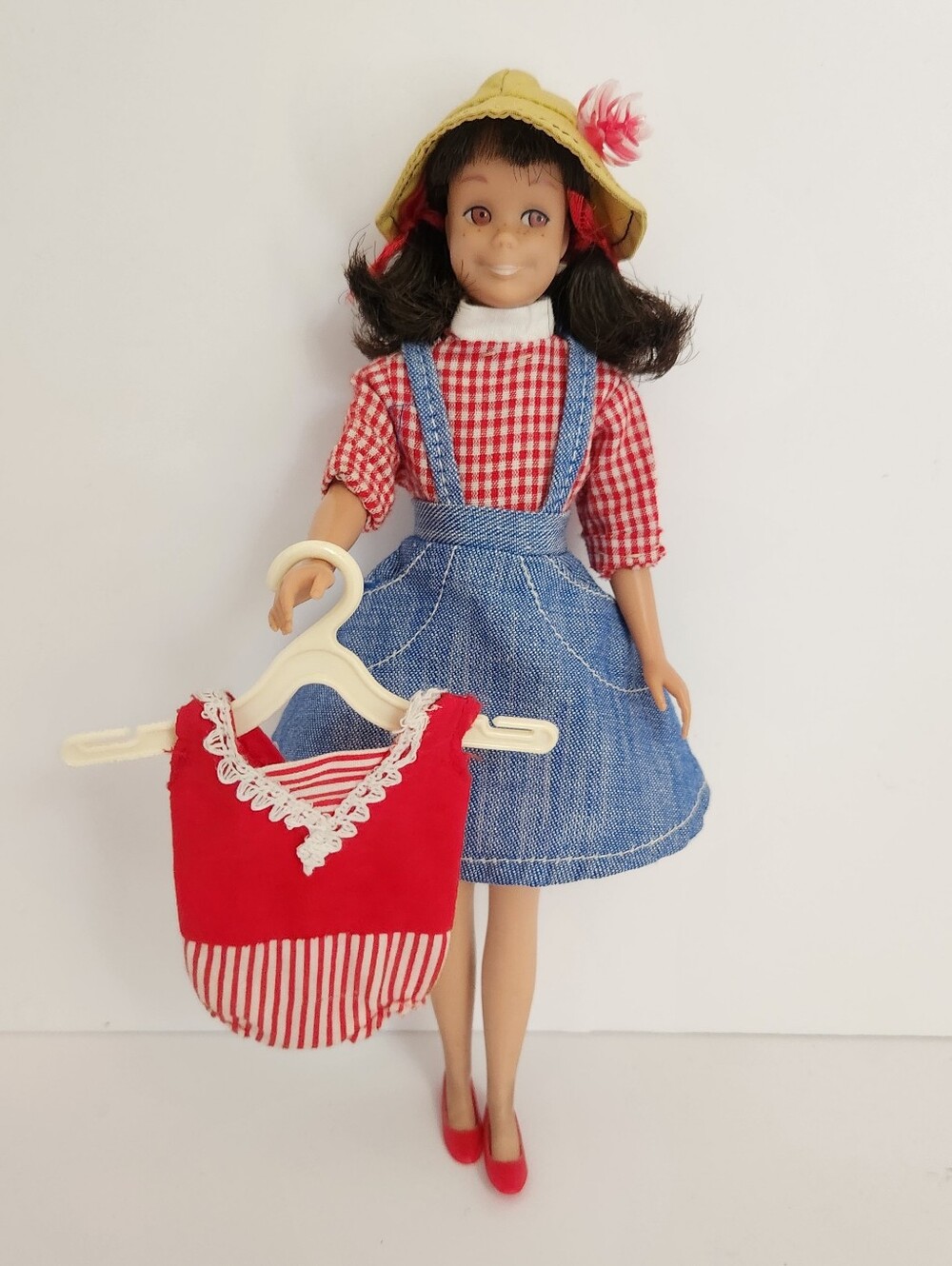 Vintage Barbie Skooter Doll Skipper's Friend Straight Legs w/ clone outfits